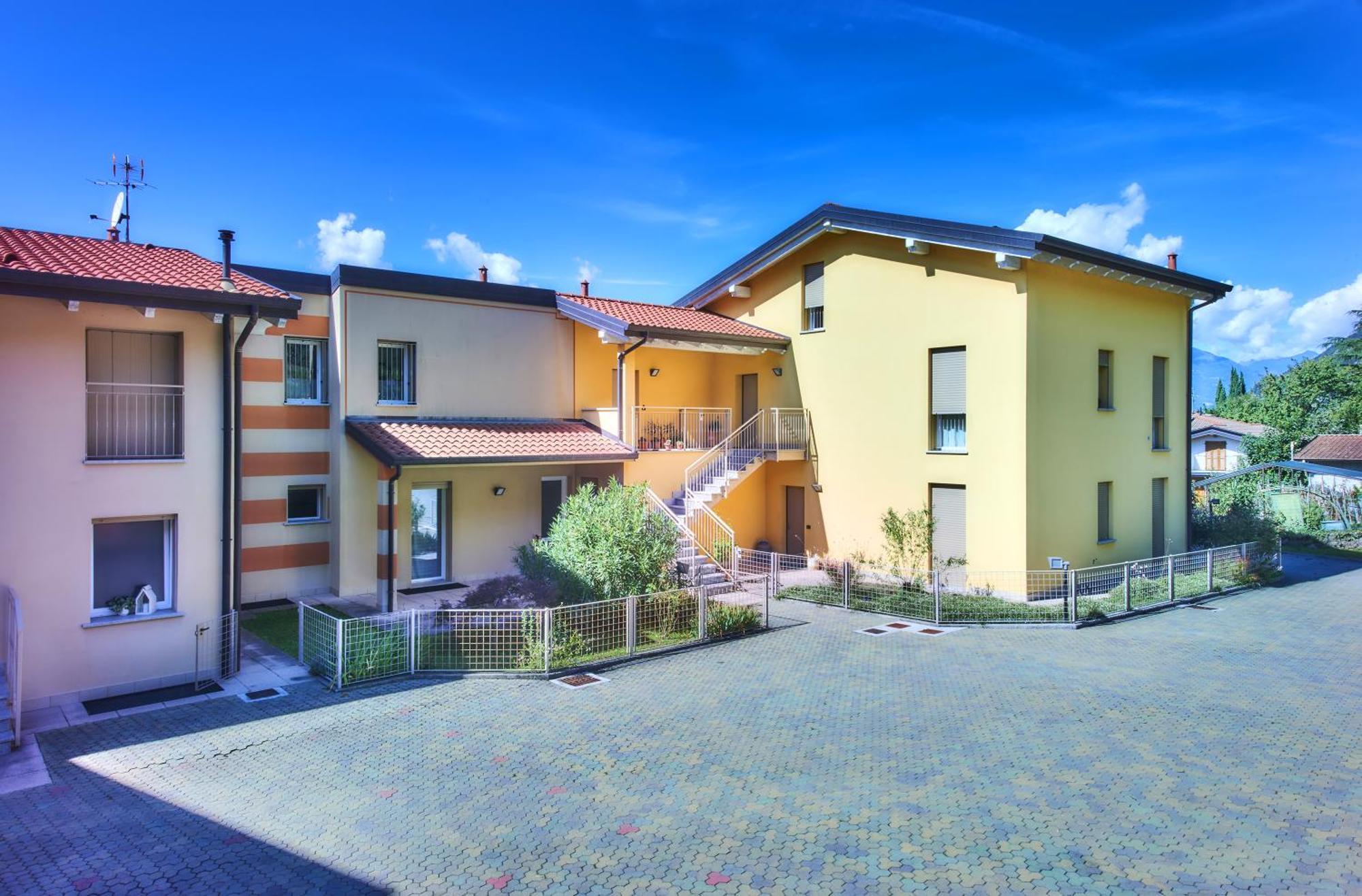 Welcome Home Apartment Lierna Luaran gambar